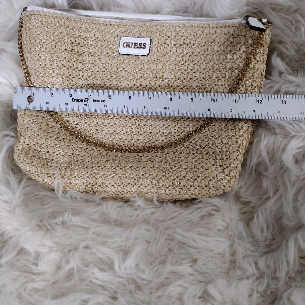 GUESS Woven Straw Shoulder Bag Beige Gold Chain Summer Clutch Resort Style - Picture 7 of 9